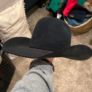 Sleek Black Men's Cowboy Hat